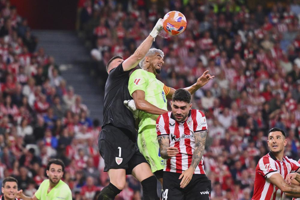 费拉拉：没人规定尤文这赛季必须夺冠，但争前四他们仍需提高